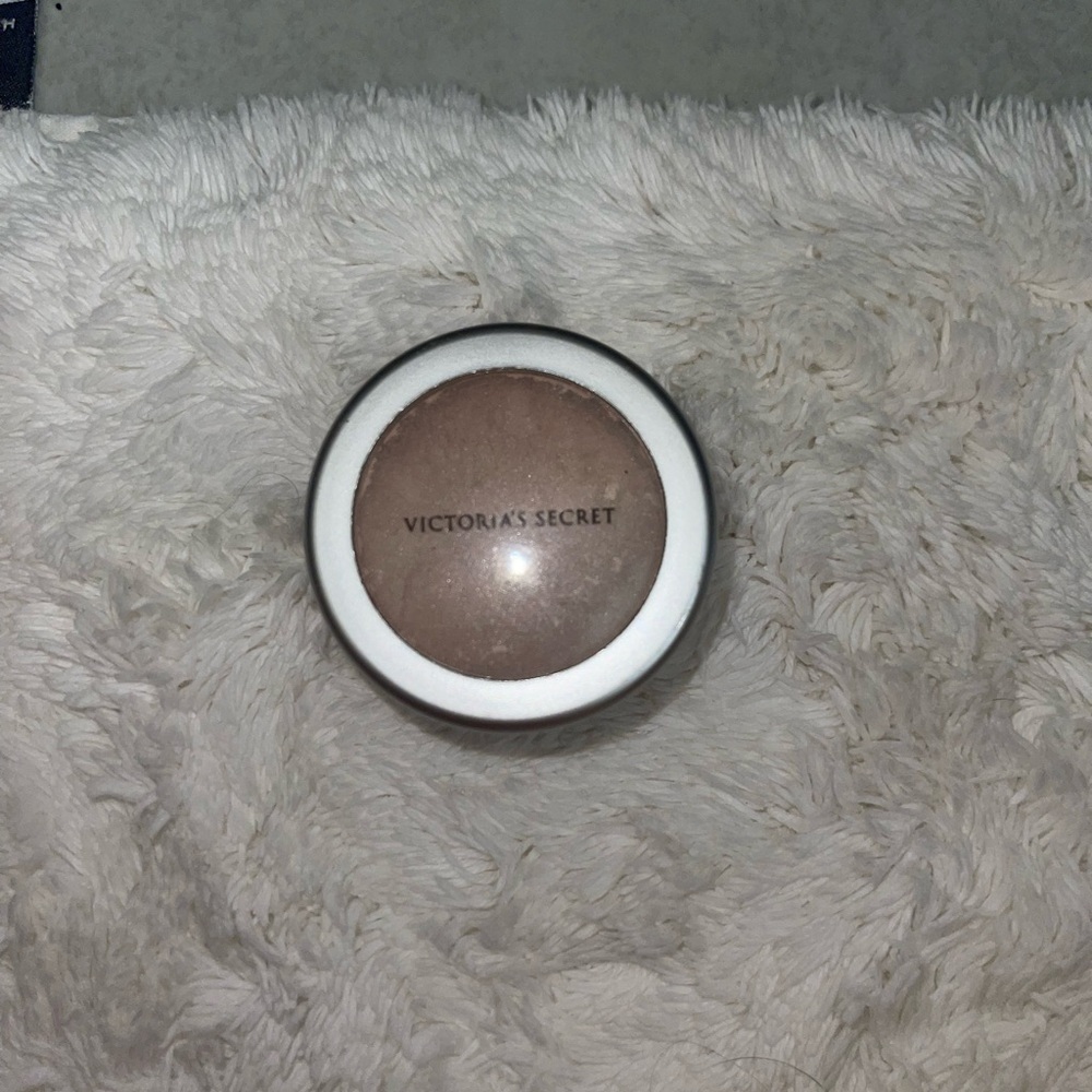 Y2K Victoria’s Secret Shimmer Powder Pink All-over Powder Made in Italy SOLDOUT